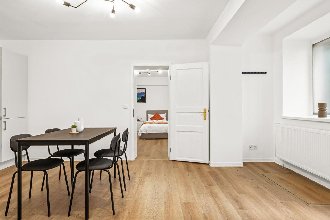 2 Zimmer Apartments, 4 Betten, Vollmoebliert,Zentrale Lage Am S-Bahnhof Berlin Exteriör bild