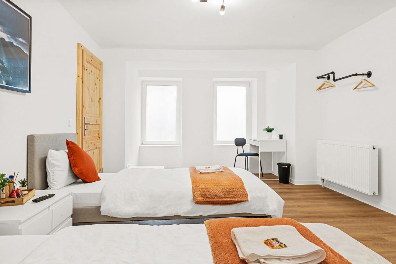 2 Zimmer Apartments, 4 Betten, Vollmoebliert,Zentrale Lage Am S-Bahnhof Berlin Exteriör bild