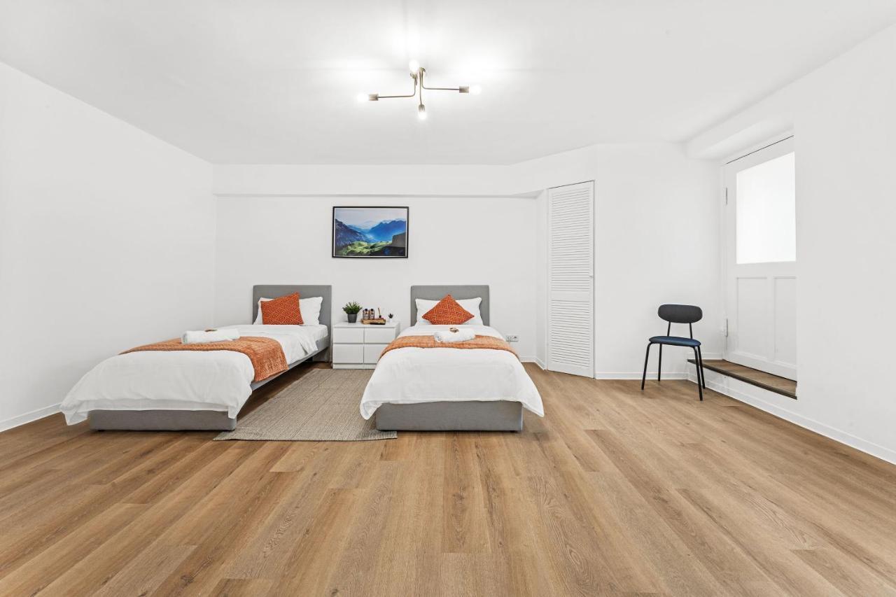 2 Zimmer Apartments, 4 Betten, Vollmoebliert,Zentrale Lage Am S-Bahnhof Berlin Exteriör bild